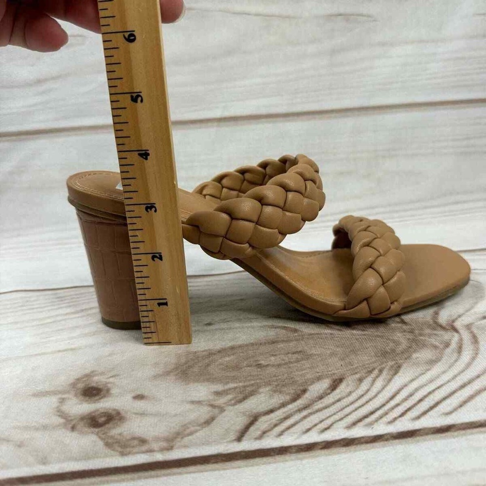 Dolce Vita Tan Heels with Chunky Block Heel and Braided Strap - Picture 7 of 8